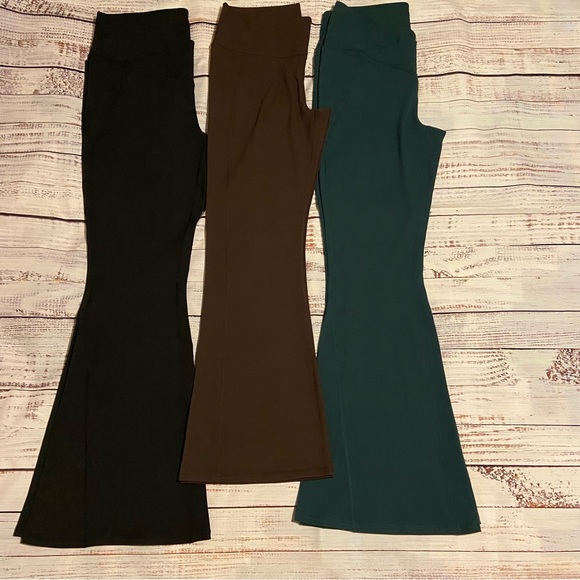 Bundle of three XXL/1X Fabletics Flare Leggings - Picture 1 of 16